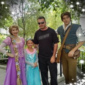 Meet your Posher, Ernest